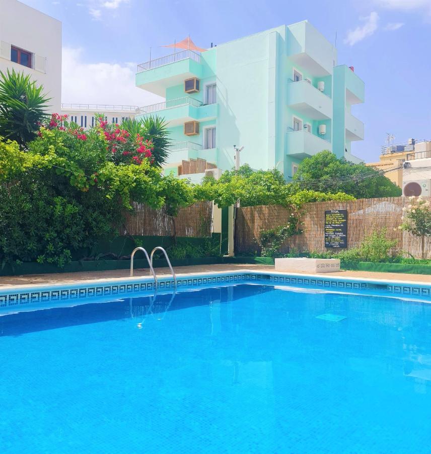 Tabbu Ibiza Apartments Playa d'en Bossa Ngoại thất bức ảnh