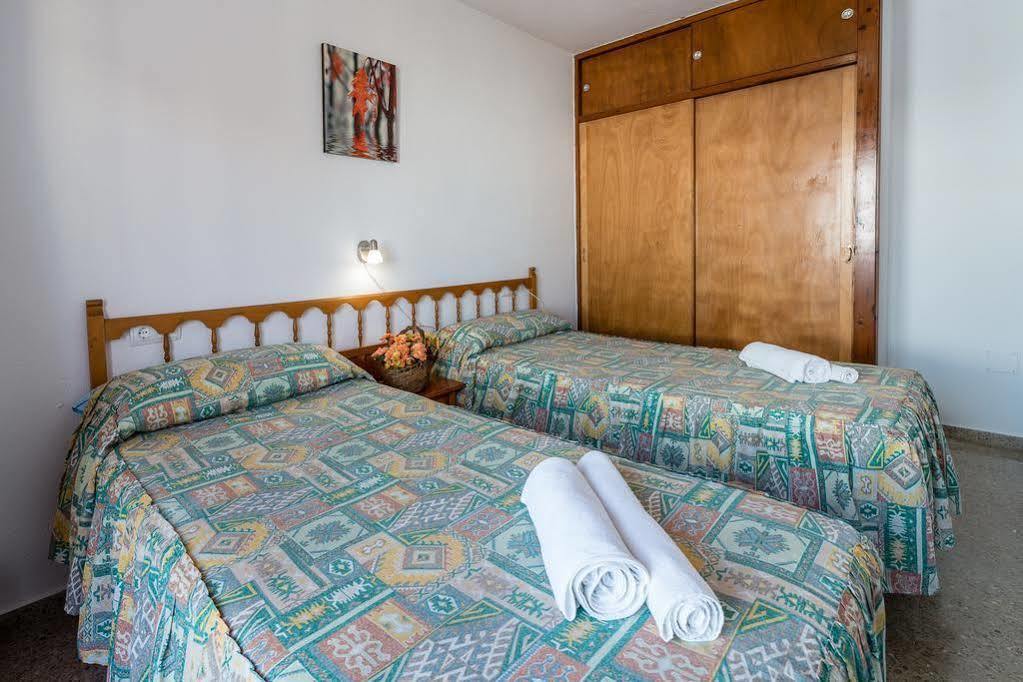 Tabbu Ibiza Apartments Playa d'en Bossa Ngoại thất bức ảnh
